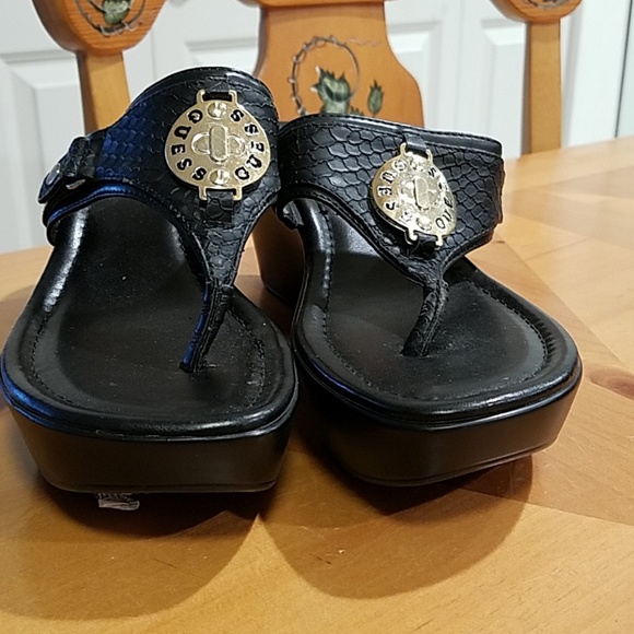 guess slippers sale